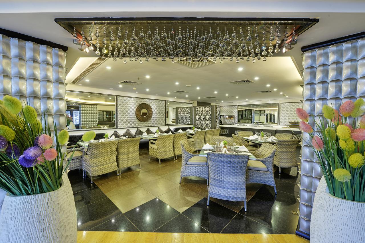 Mayfair Convention Bhubaneswar Exterior foto